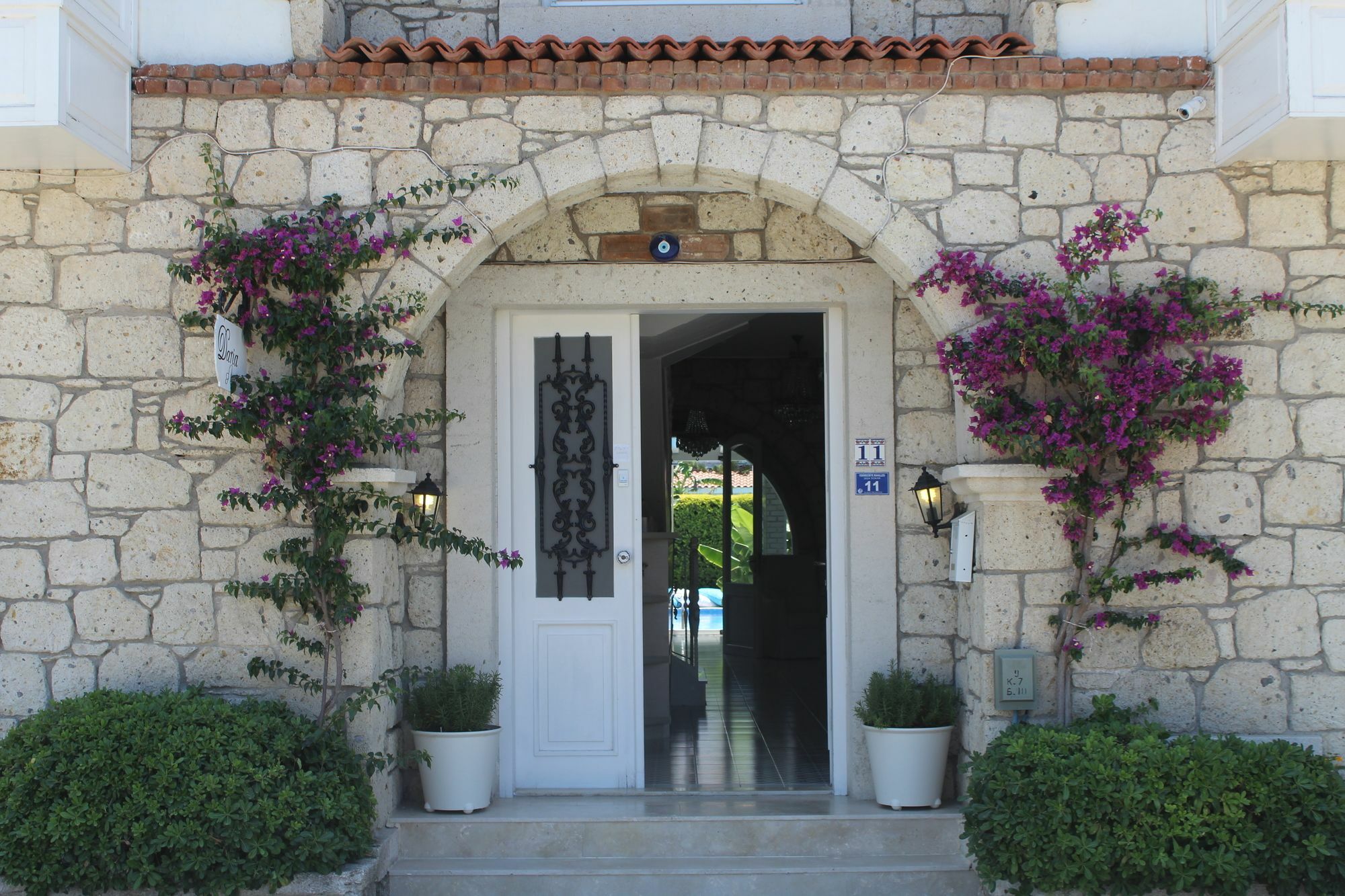 Daria Alacati Hotel Exterior photo